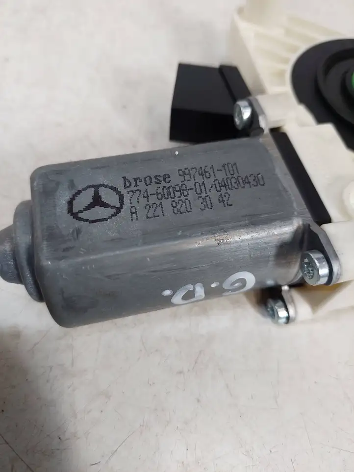 Mercedes-Benz S W221 (2005 - 2013) A2218203042 Стеклоподъемник задней двери — фото 4