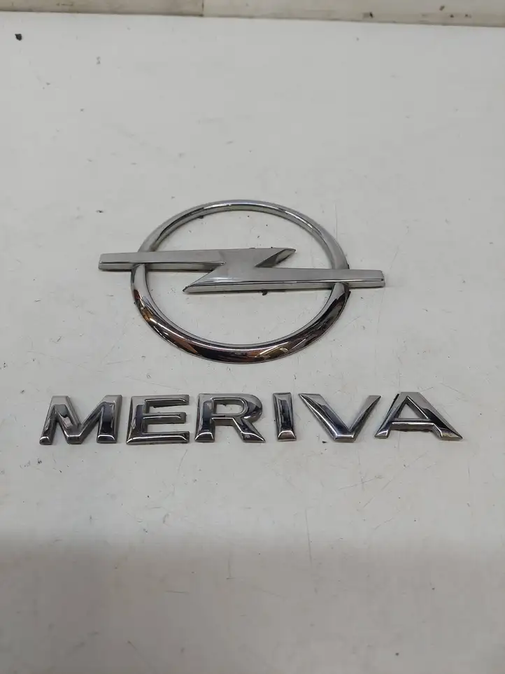 Opel Meriva A (2002 - 2006) 24467407 Эмблема производителя — фото 1