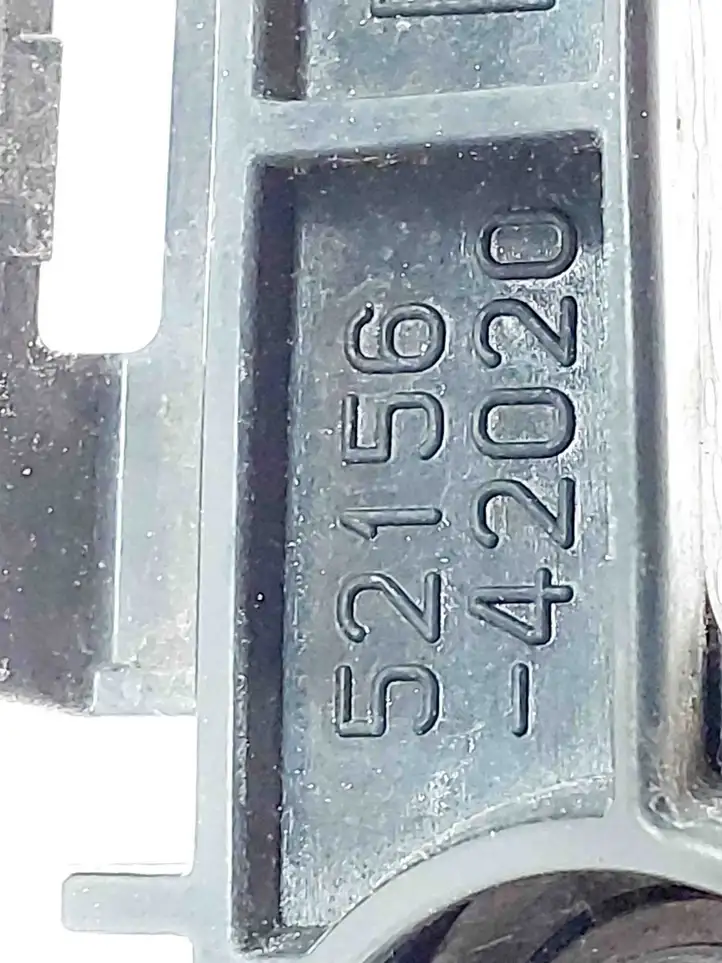 Toyota RAV 4 (XA40) (2012 - 2018) 5215642020 Кронштейн угловой части бампера — фото 3