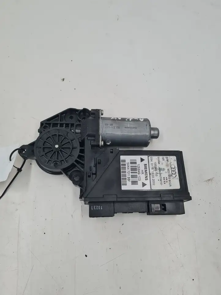 Audi A4 S4 B6 8E 8H (2000 - 2006) 8E0959802A Стеклоподъемник задней двери — фото 1