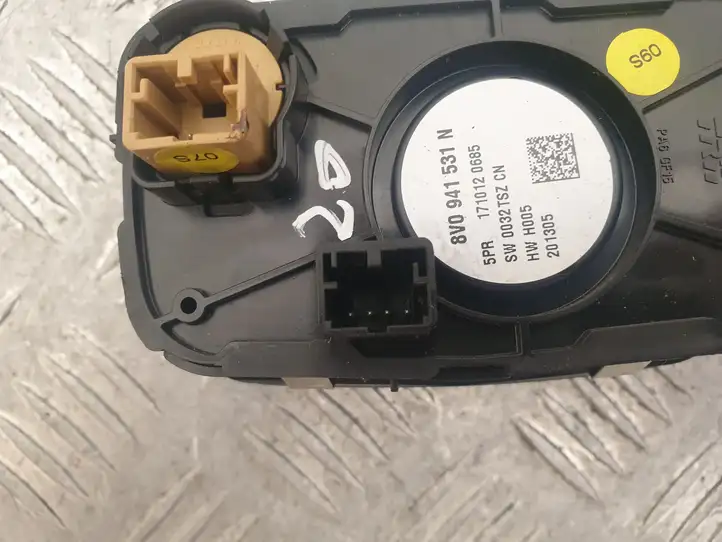 Audi A3/S3 8V (2012 - 2016) 8V0941531N Включатель фонарей — фото 3
