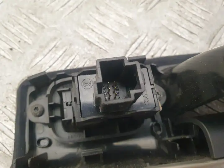 Volvo V50 (2004 - 2008) 8663813 Кнопка стеклоподъемников — фото 3