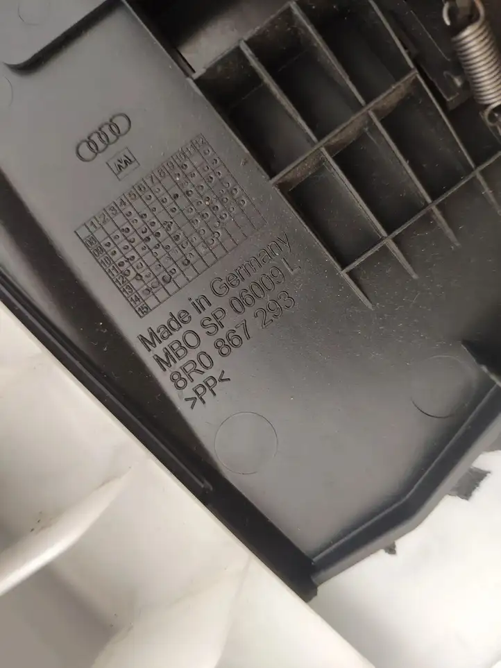 Audi Q5 SQ5 (2008 - 2012) 8R0867243F Нижняя обшивка стойки B — фото 8