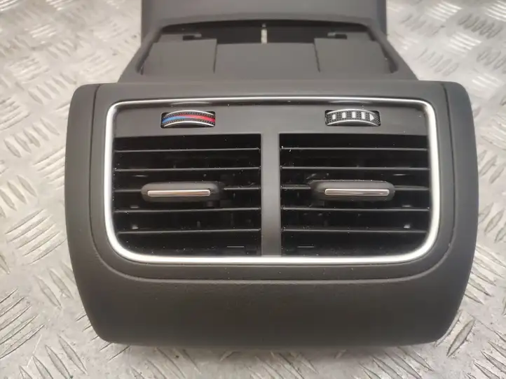 Audi Q5 SQ5 (2012 - 2017) 8R0864376B Другая деталь консоли (туннеля) — фото 4