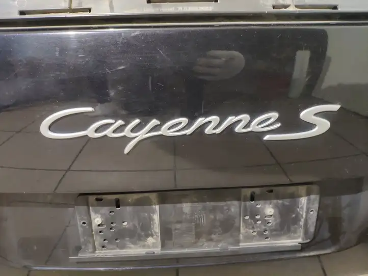 Porsche Cayenne (9PA) (2002 - 2010) 7L5853993F Крышка багажника — фото 3
