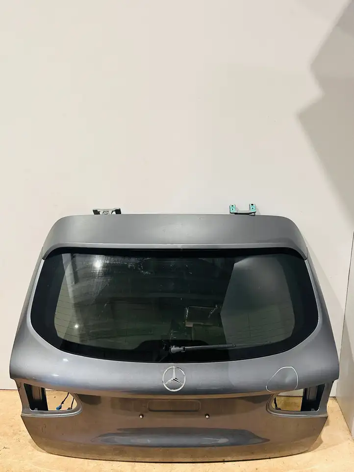 Mercedes-Benz GLC X253/C253 (2015 - ) Крышка багажника — фото 1