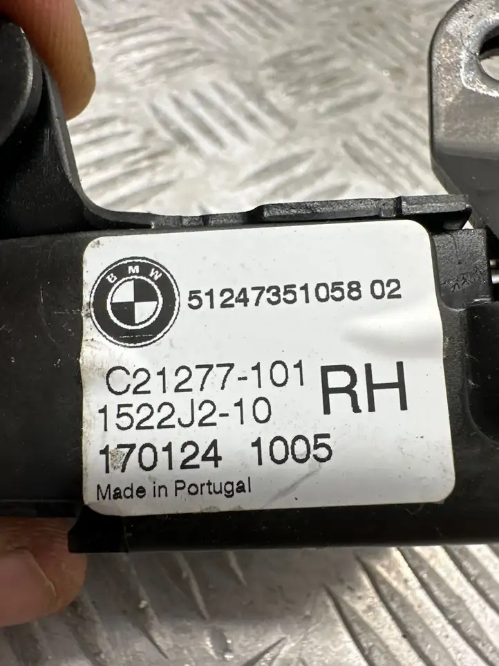 BMW X5 F15 (2013 - 2017) 7351058 Замок крышки багажника — фото 3