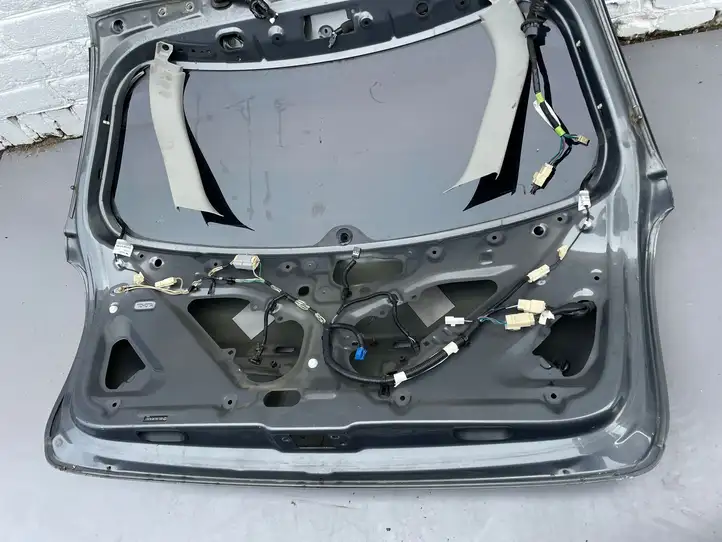 Toyota Avensis T250 (2006 - 2009) Крышка багажника — фото 4