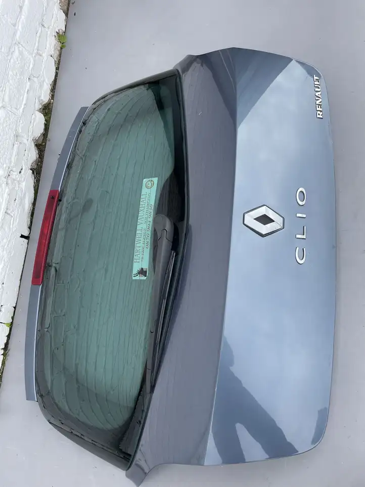 Renault Clio III (2005 - 2012) Крышка багажника — фото 4