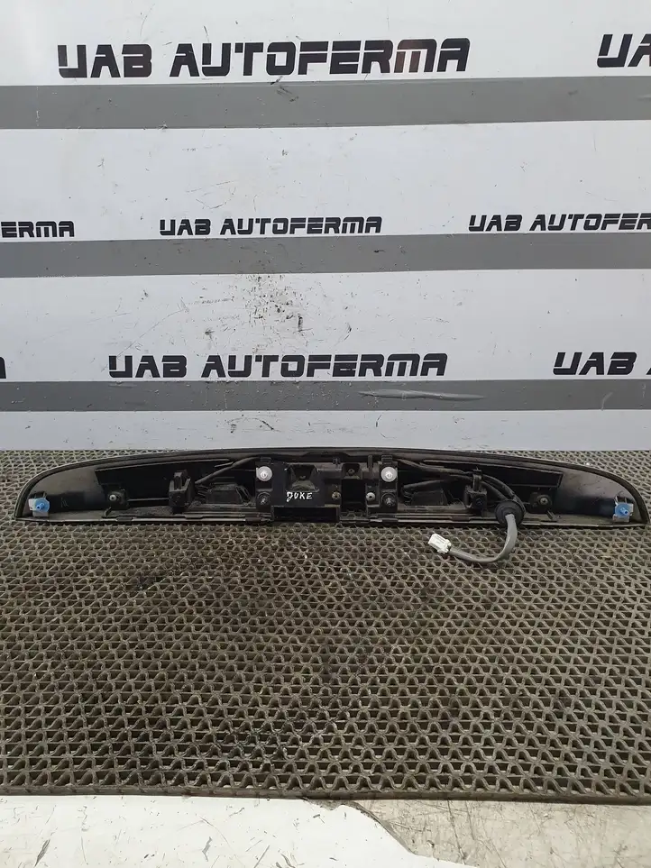 Nissan Juke I F15 (2010 - 2018) 908681KA6A Подсветка номера — фото 7