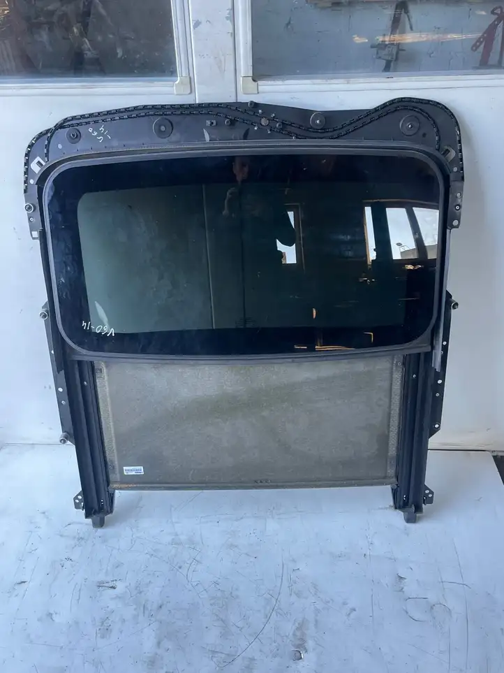 Volvo V60 (2013 - 2018) 1702734 Комплект люка крыши — фото 1