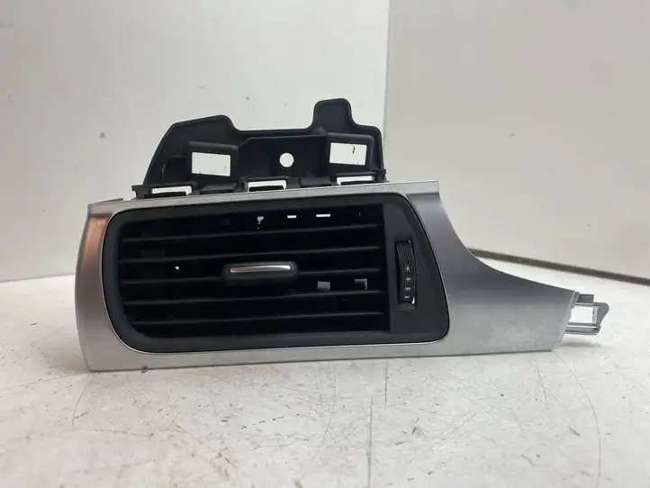 Audi A6 C7 (2011 - 2014) 4G1820901 Боковой воздушный дефлектор — фото 1