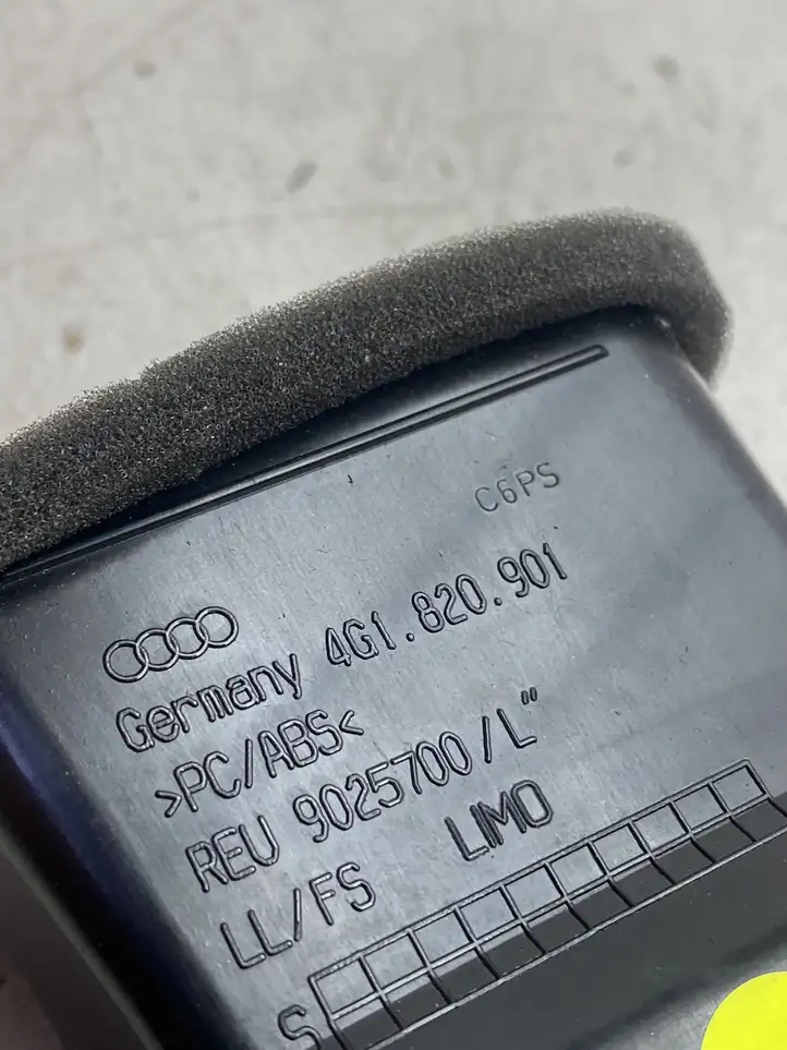 Audi A6 C7 (2011 - 2014) 4G1820901 Боковой воздушный дефлектор — фото 5