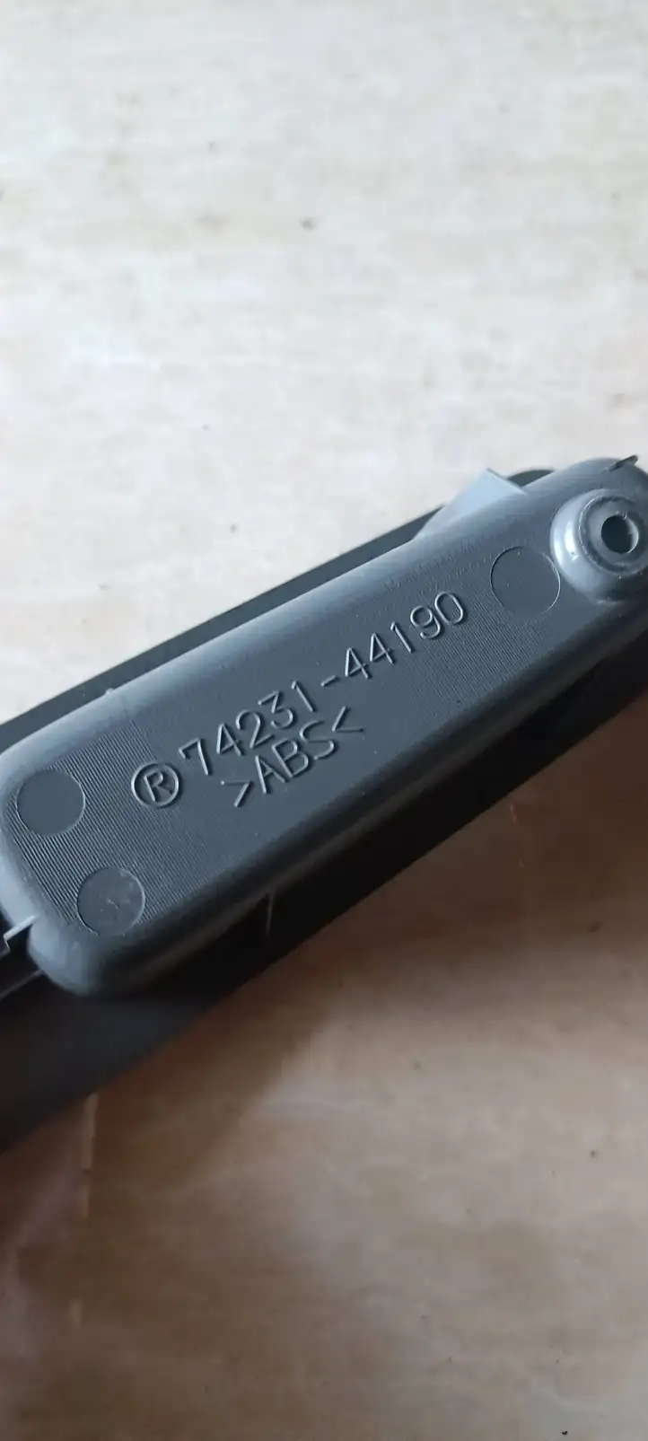 Toyota Avensis Verso (1995 - 2001) 7423144190 Блок кнопок стеклоподъемников — фото 2