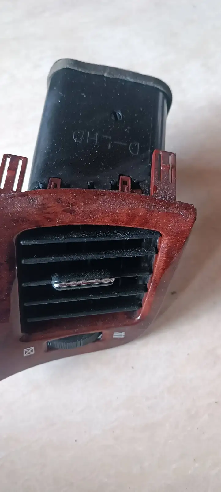 Toyota Avensis Verso (2001 - 2004) 5565044050 Боковой воздушный дефлектор — фото 1