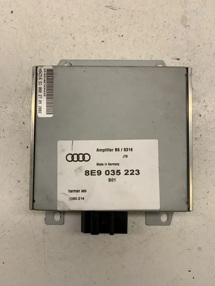 Audi A4 S4 B6 8E 8H (2000 - 2006) 8E9035223 Усилитель звука — фото 1