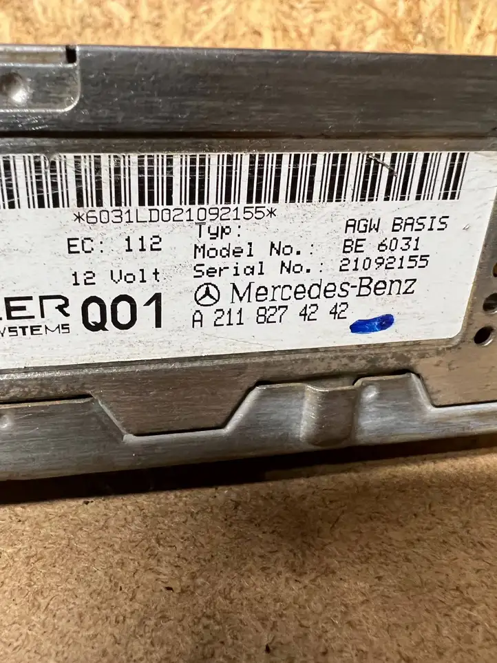 Mercedes-Benz E W211 (2002 - 2009) A2118274242 Усилитель звука — фото 3