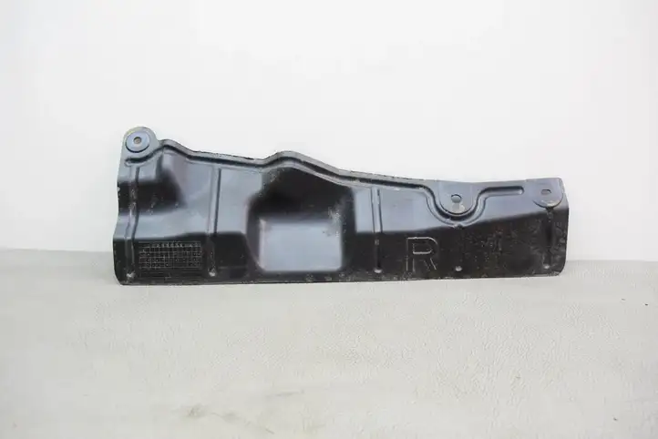 Nissan Juke I F15 (2010 - 2018) 748141KE0A Боковая защита днища — фото 1
