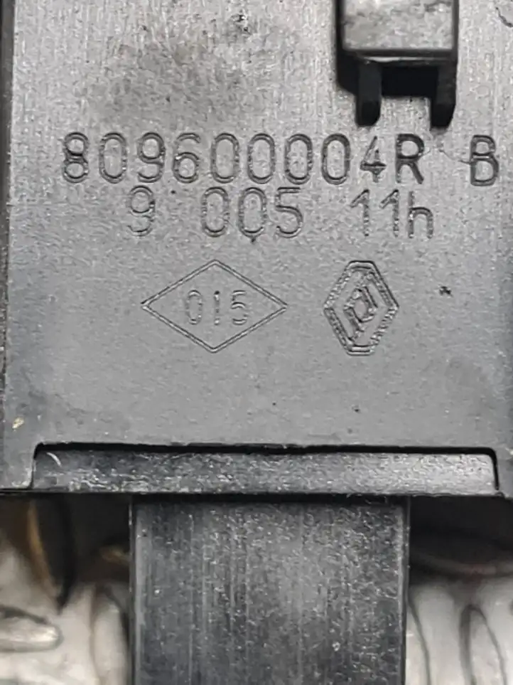 Renault Megane III (2009 - 2016) 809600004R Кнопка стеклоподъемников — фото 5