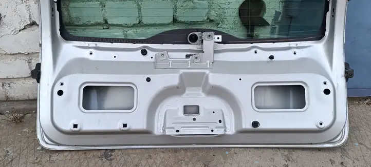 Volvo V50 (2004 - 2008) Крышка багажника — фото 2