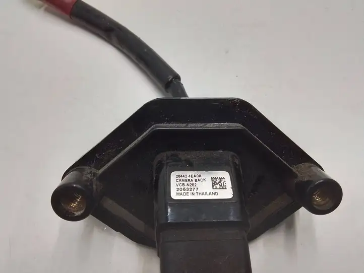 Nissan Qashqai (2013 - 2017) 284424EA0A Видеокамера заднего вида — фото 3