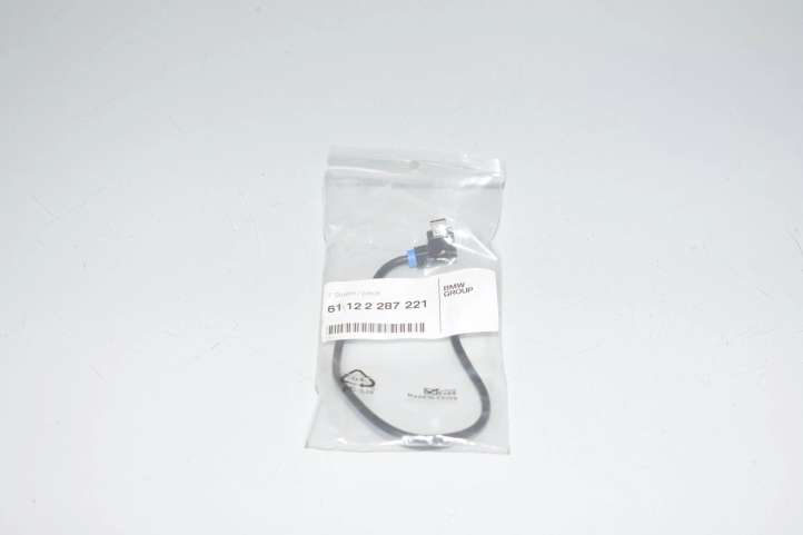 2287221 BMW 3 F30 F35 F31 USB jungtis