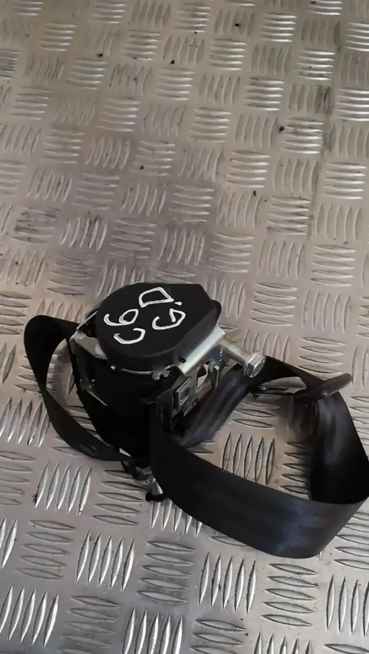 Audi A6 S6 C6 4F (2004 - 2008) Задний ремень безопасности — фото 1