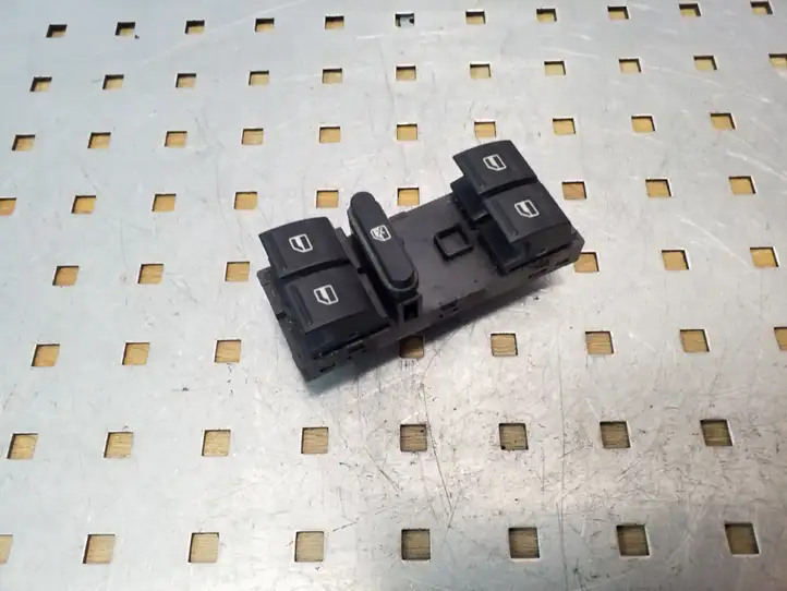 Volkswagen Touran I (2003 - 2010) 1K4959857B Блок кнопок стеклоподъемников — фото 1