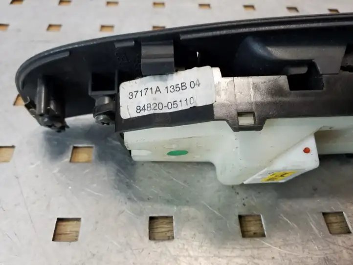 Toyota Avensis T250 (2003 - 2006) 8482005110 Блок кнопок стеклоподъемников — фото 4