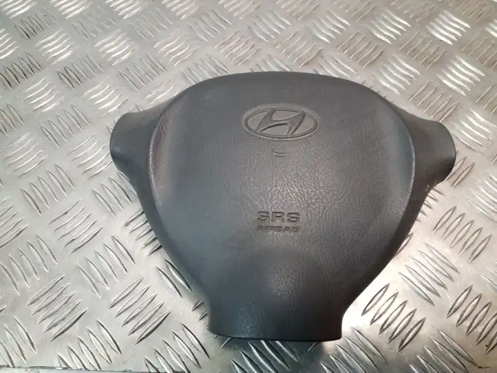 Hyundai Santa Fe (2000 - 2005) Подушка безопасности руля — фото 1