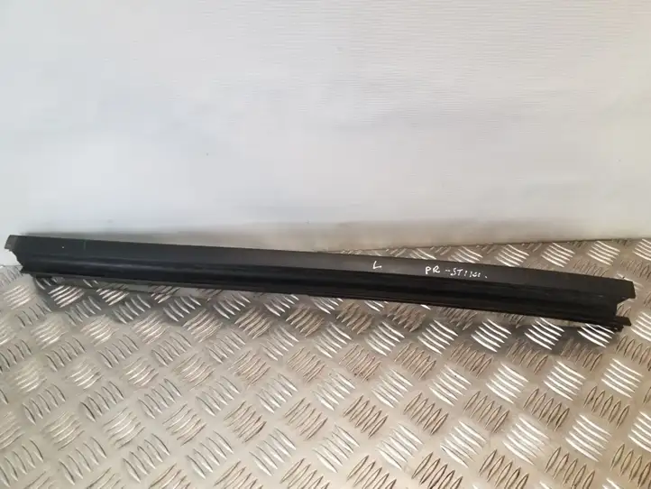 Jeep Grand Cherokee (WK) (2004 - 2010) 55394513AB Накладка стоек лобового стекла — фото 1