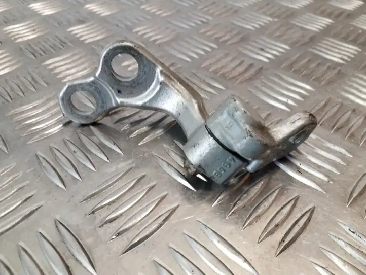 Ford Focus (2005 - 2008) Верхняя петля задней двери — фото 3