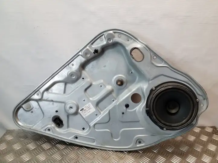Ford Focus (2005 - 2008) 4M51A045H23B Механический стеклоподъемник задней двери — фото 2