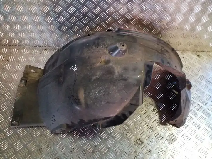 BMW 1 E81 E87 (2004 - 2011)  7059371 Подкрылок