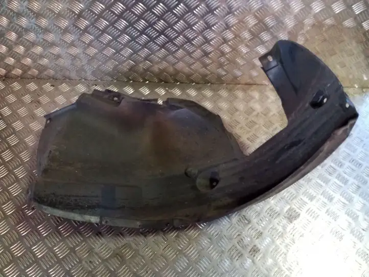 BMW 1 E81 E87 (2004 - 2011)  7059371 Подкрылок