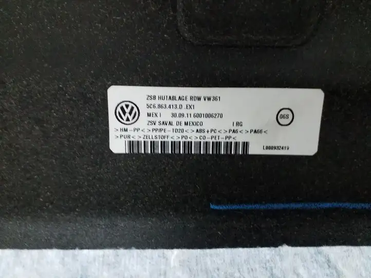 Volkswagen Jetta VI (2011 - 2018) 5C6863413D Задний подоконник — фото 4