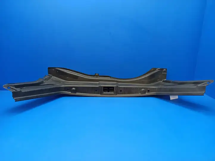 Mercedes-Benz C W203 (2000 - 2007) A2036900525 Отделка порога багажника — фото 9