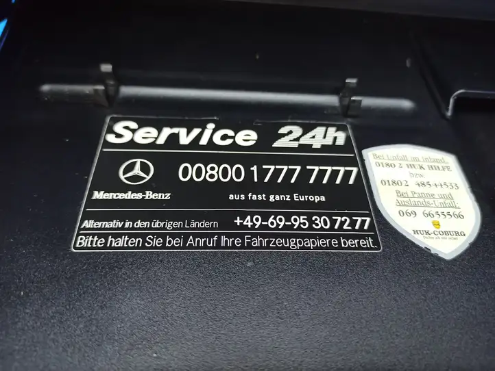 Mercedes-Benz E W211 (2002 - 2009) 2116802487 Бардачок в сборе — фото 4