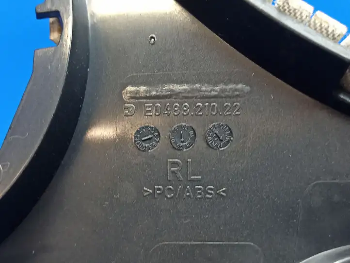 Mercedes-Benz CLS C219 (2003 - 2011) E048821022 Нижняя отделка панели приборов — фото 8