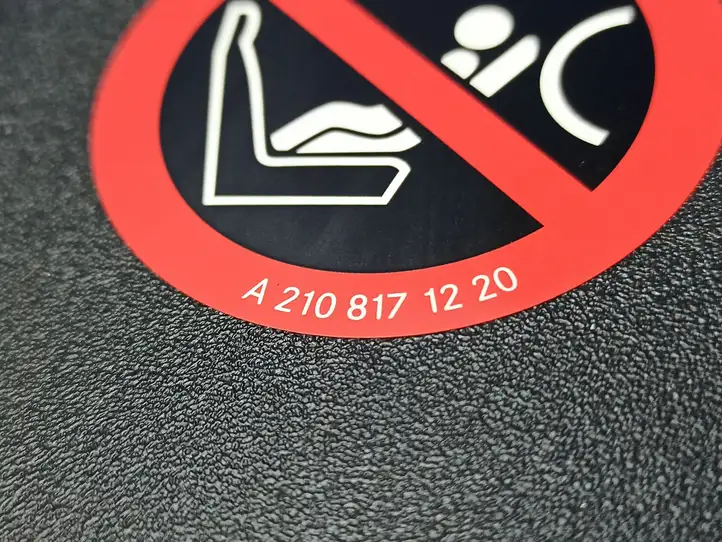 Mercedes-Benz E W212 (2009 - 2016) A2126800507 Боковая отделка панели приборов — фото 10