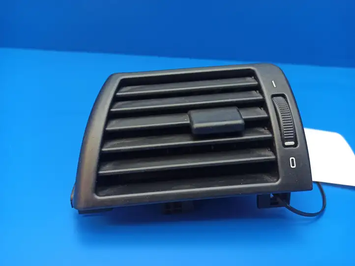 BMW 3 E46 (1998 - 2005) 8361897 Боковой воздушный дефлектор — фото 1