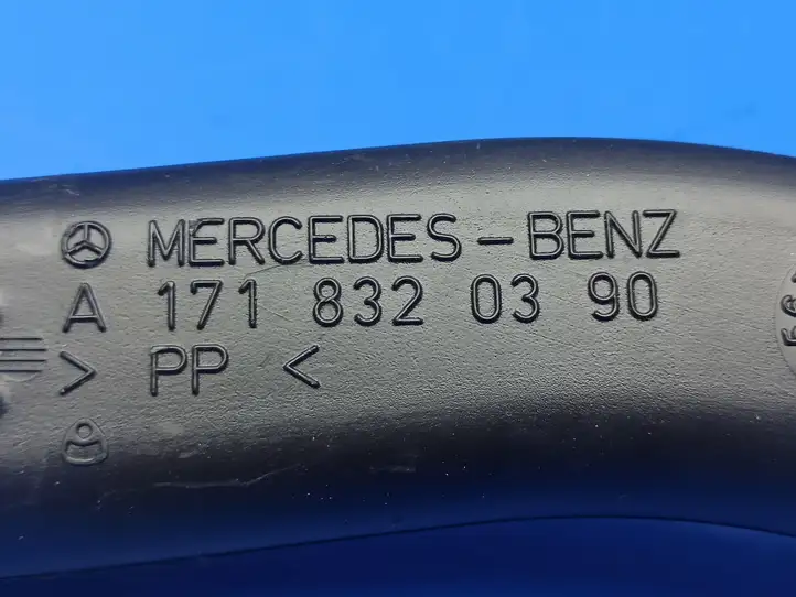 Mercedes-Benz SLK R171 (2005 - 2011) A1718320390 Водоотводящий лоток — фото 2