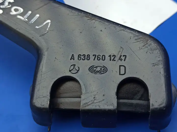 Mercedes-Benz Vito Viano W638 (1996 - 2003) A6387601247 Верхняя направляющая раздвижной двери — фото 2