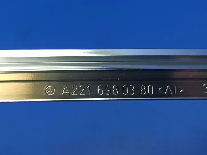 Mercedes-Benz S W221 (2005 - 2013) A2216980380 Накладка стекла задней двери — фото 4