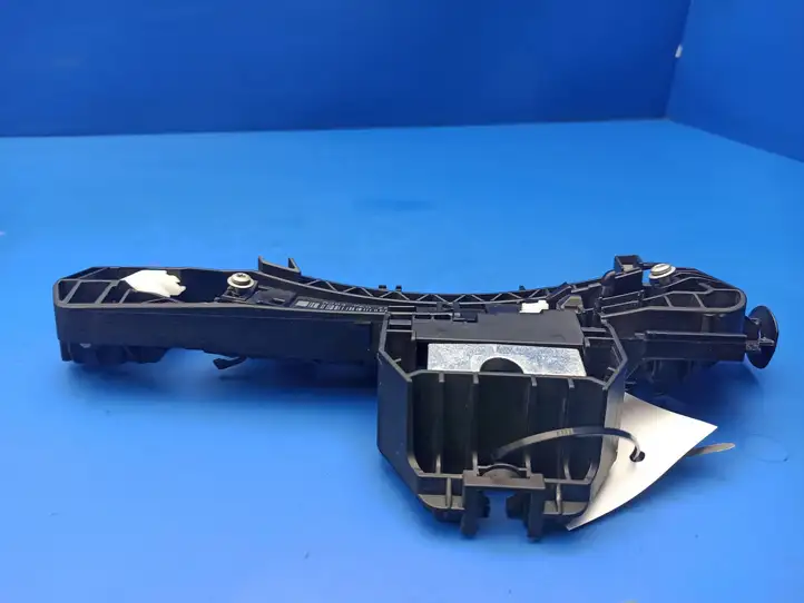Mercedes-Benz CLS C218,X218 (2011 - 2017) A2047602534 Крепление наружной ручки передней двери — фото 6