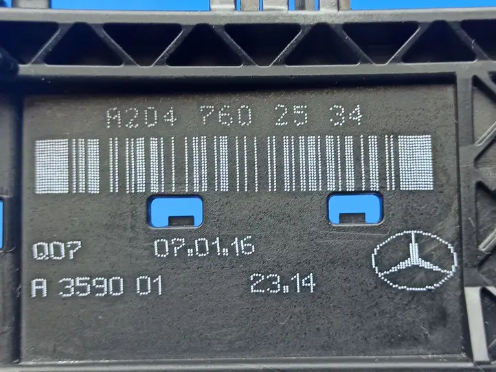 Mercedes-Benz CLS C218,X218 (2011 - 2017) A2047602534 Крепление наружной ручки передней двери — фото 9