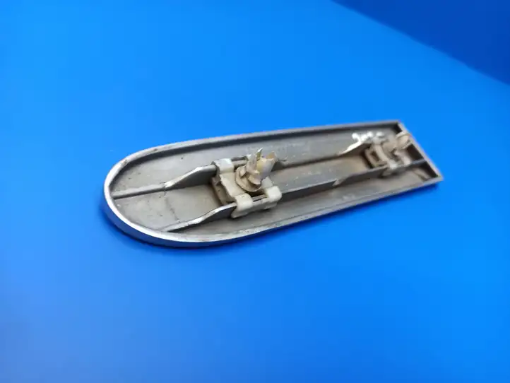 Mercedes-Benz C W203 (2000 - 2007) A2036900262 Молдинг крыла — фото 4