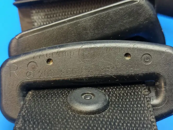 Mercedes-Benz C W203 (2000 - 2007)  2038606685 Передний ремень безопасности