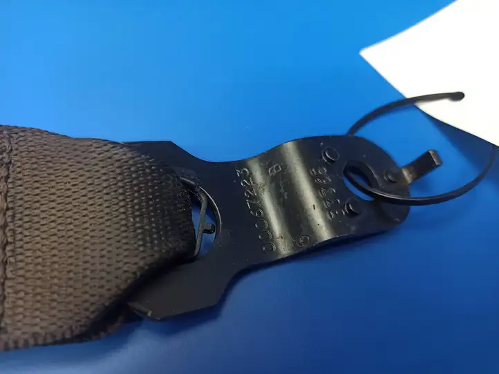 Mercedes-Benz C W203 (2000 - 2007)  2038606685 Передний ремень безопасности