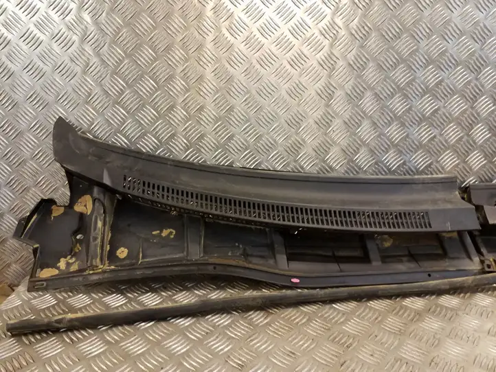 Toyota Corolla E140 E150 (2007 - 2013) 5570912110 Накладка стоек лобового стекла — фото 2